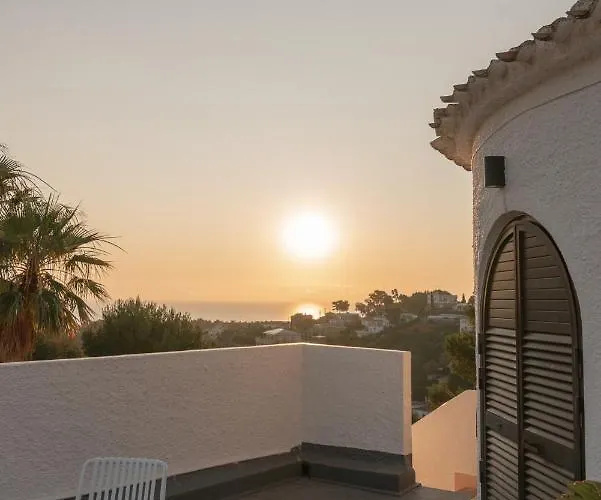 Coco - Coliving & Coworking Costa Blanca לינה וארוחת בוקר דניה