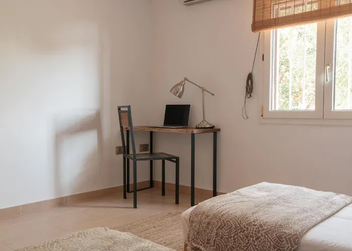 Coco - Coliving & Coworking Costa Blanca לינה וארוחת בוקר דניה